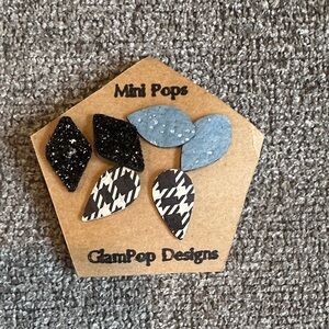 NWT Mini Pops Earrings Set - Black, Blue, Plaid